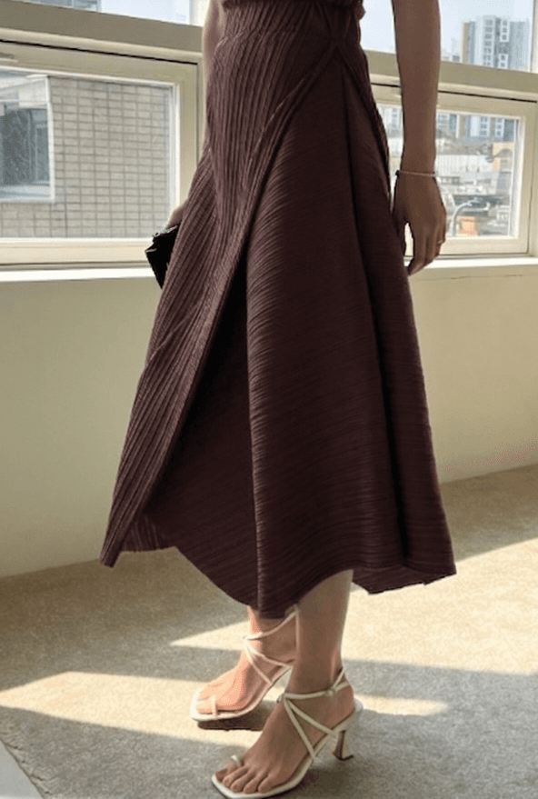 Spring/Summer New Arrival 26SS Diagonal Draping Pleated Skirt - 이미지 3